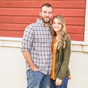 Meet your Posher, Dustin